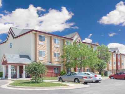 Days By Wyndham Hotel 2*
